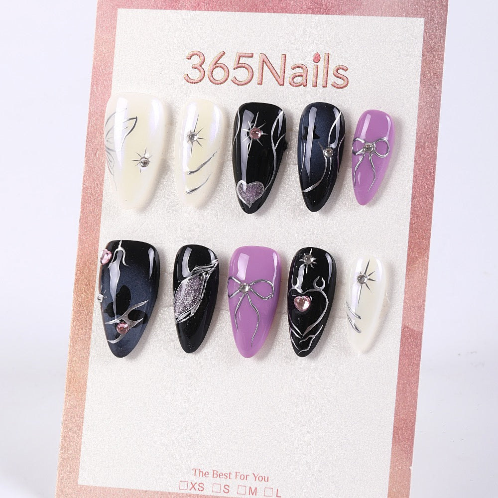 365Nails Noir Moon Silver-Line Bow Heart Press-On Nails