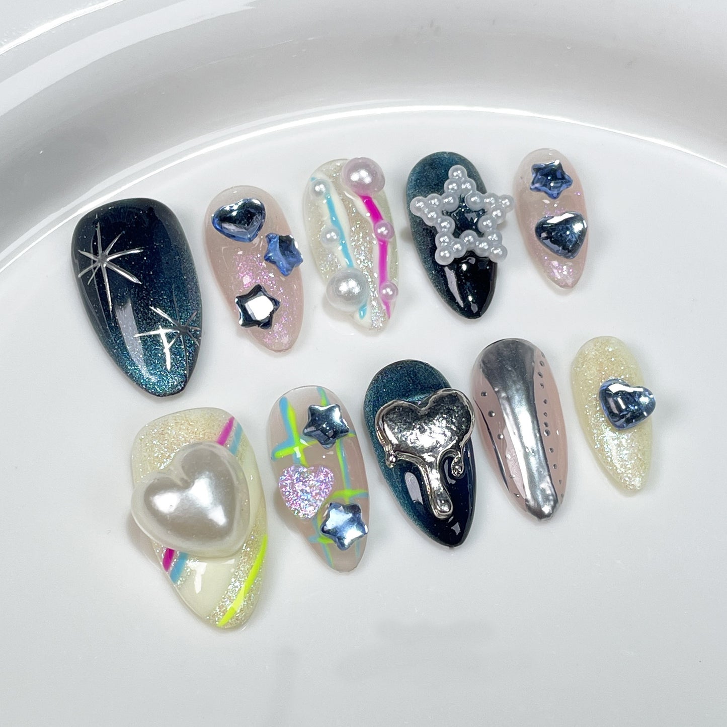 Handmade Press-on Nails y2k millennial babes line manicure almond nail wearable fake nail wholesale|365nails