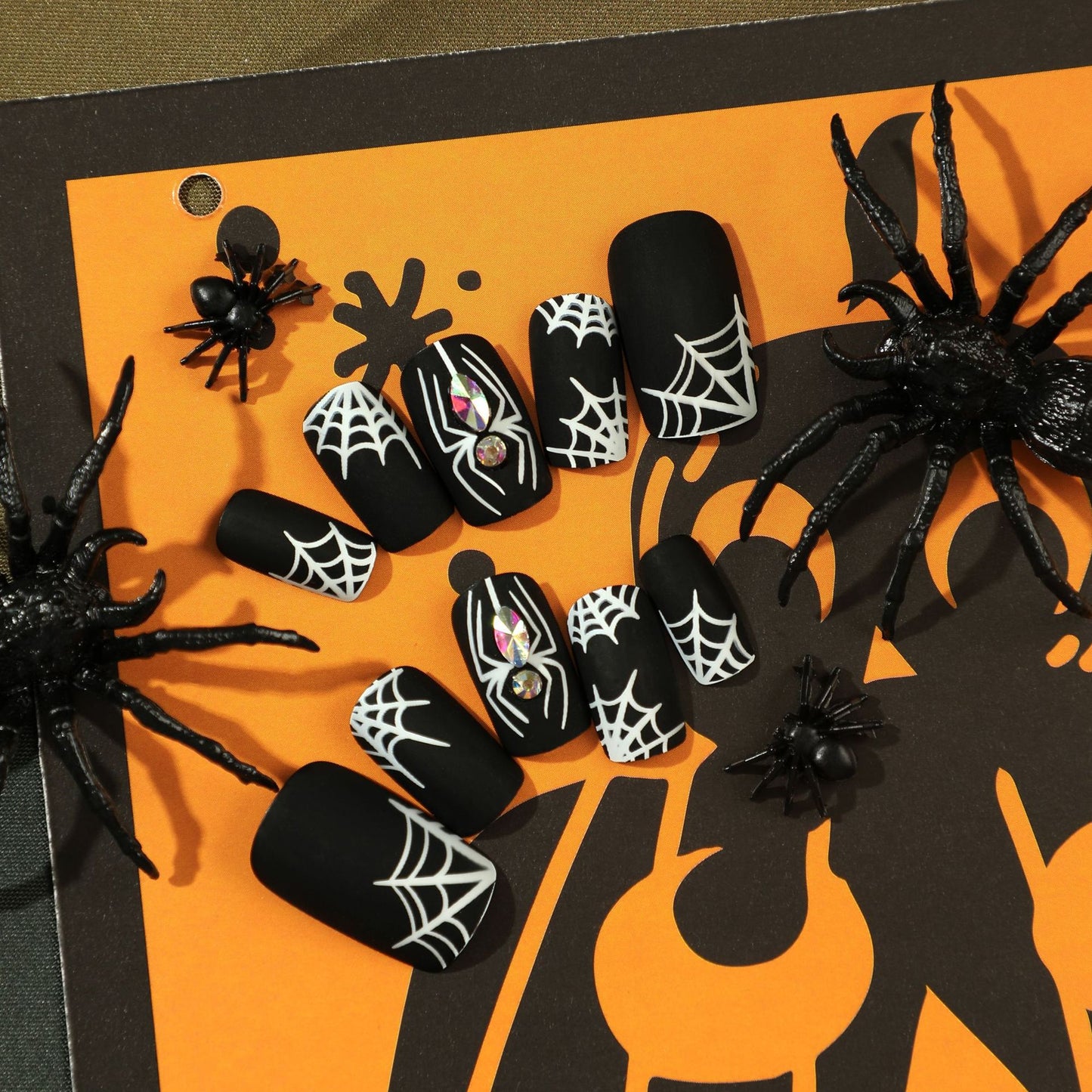 Pieza de uña con diseño de Halloween, diseño de telaraña blanca esmerilada negra, uña con diamantes de imitación, uña extraíble | 365nails