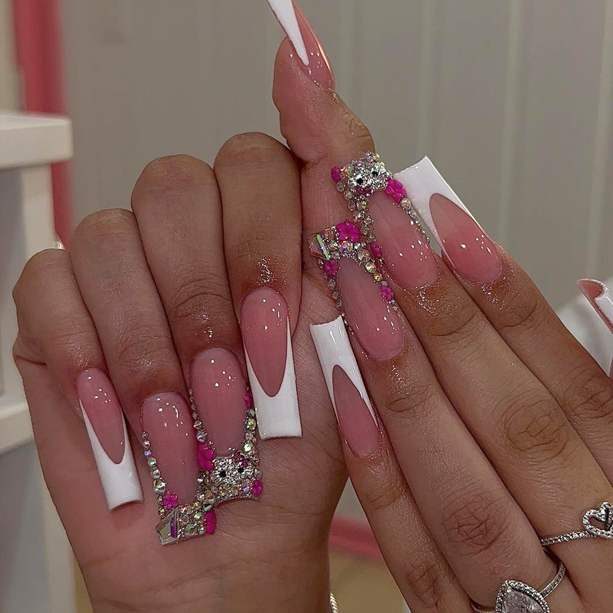 Patch de unha de manicure francesa com borda branca e flash de diamante por atacado, peça de unha longa | 365nails