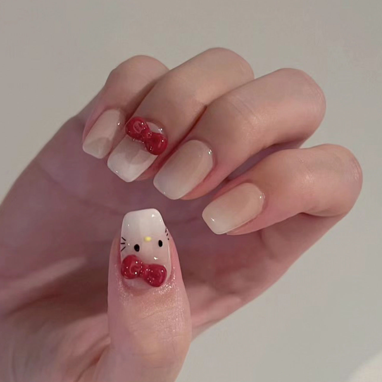 Naked white gradual change short ballet manicure fake nail cute cat three-dimensional bow |365nails