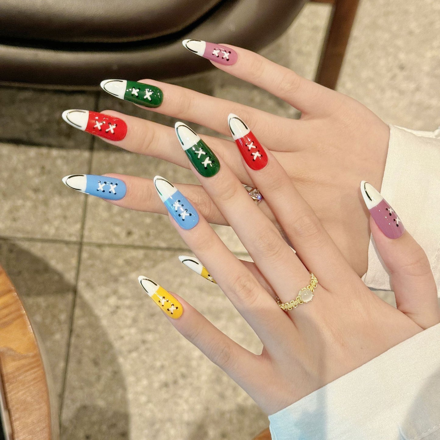 manicure extra long five-color canvas shoes pure handmade press on nails hand-painted nail products | 365nails