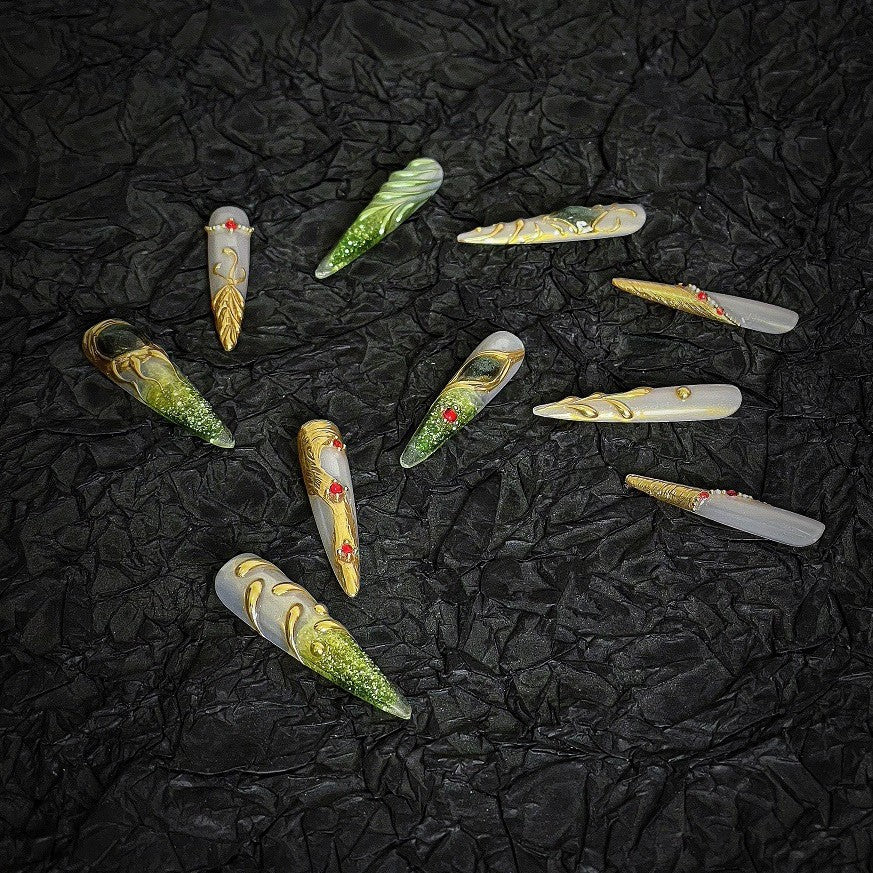 The Art Edit · Moss & Gilt Whisper