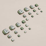 Arte de unha com expressão em estilo cômico fofo, unhas postiças, unhas postiças, verde abacate, tabletes de arte de unha, unhas postiças acabadas, atacado de unhas|365nails