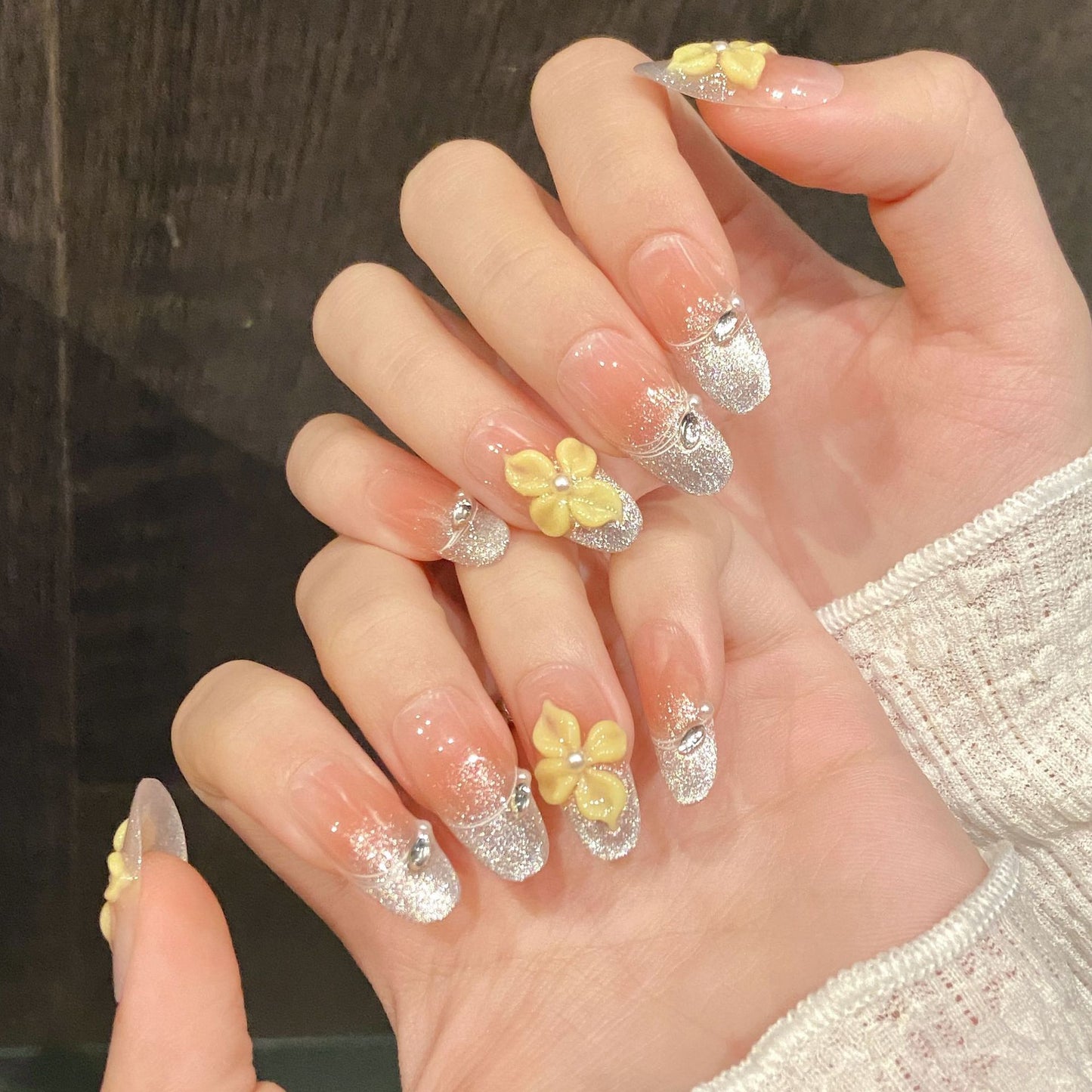 Shining cat eye hand pinch flower blush gradient new handmade nails | 365nails