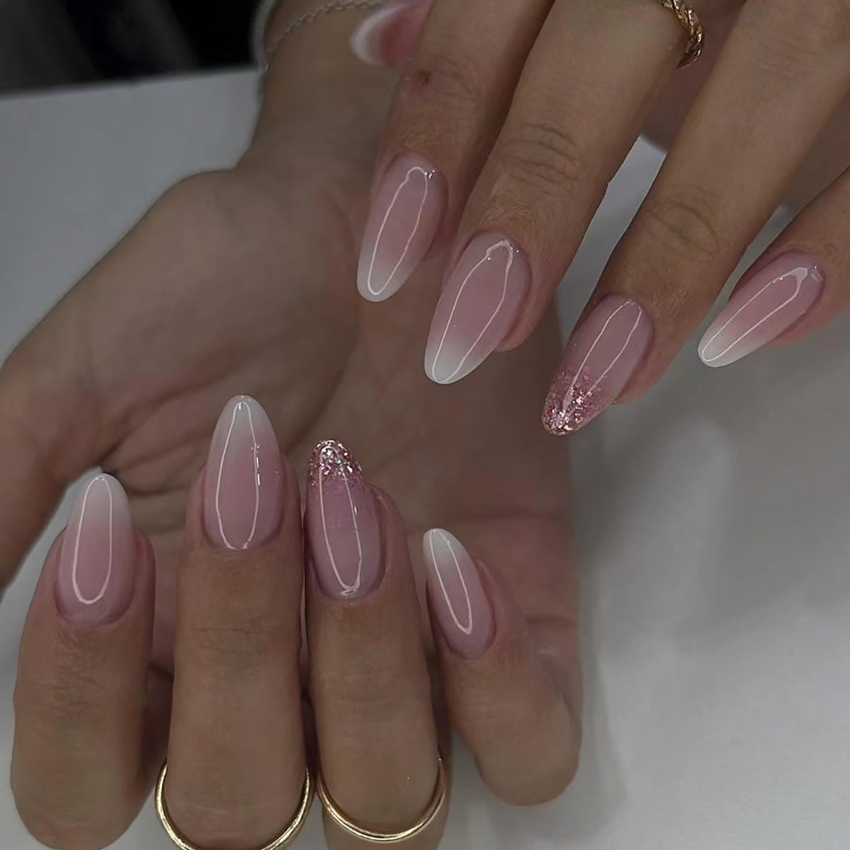 Unhas falsas com glitter, arte em unhas simples francesas, rosa e branco, mudança gradual, removível, curtas e com ponta curta|365nails