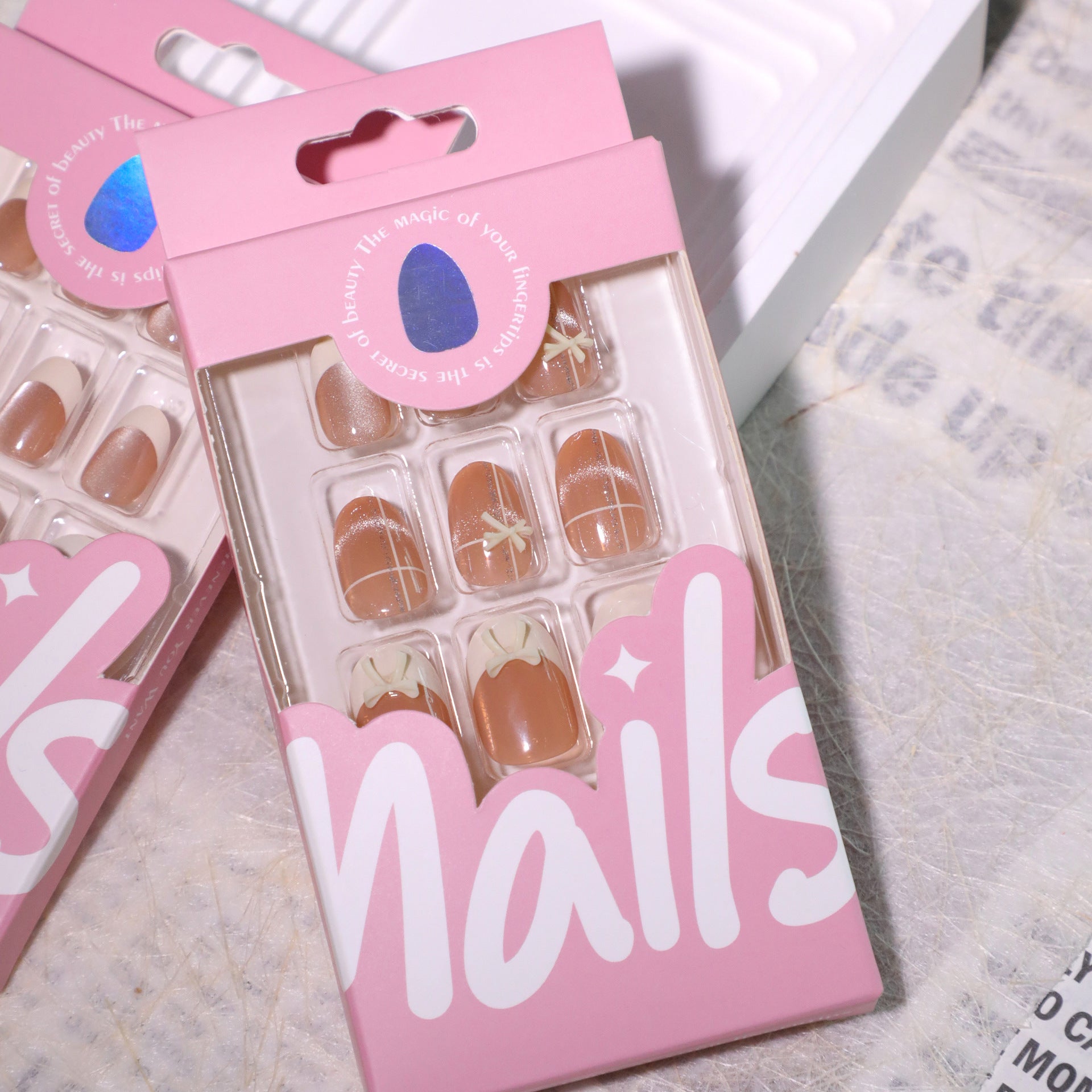 Cat's eye flash short oval French beige press-on nails