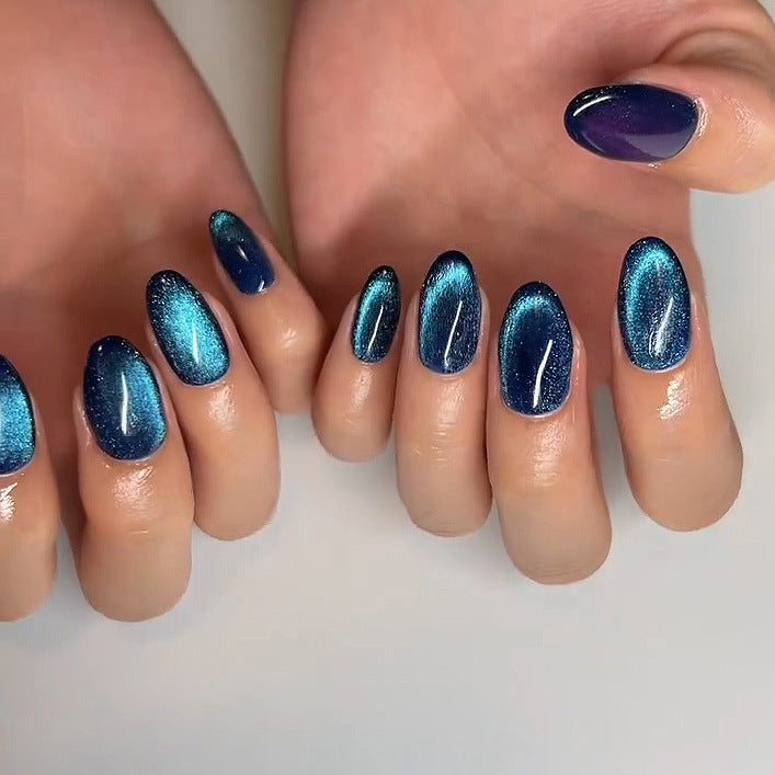 Adesivo, unha curta azul com marionete de olho de gato |365nails
