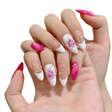 Hermosas y exquisitas uñas francesas hechas a mano con flores de hielo exprimidas a mano, color almendra, rosa, rojo y blanco | 365nails