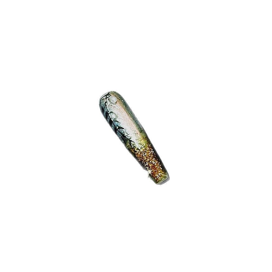 Title Snowfeather Foil | Icy White Ink-Leaf Press-On Nails