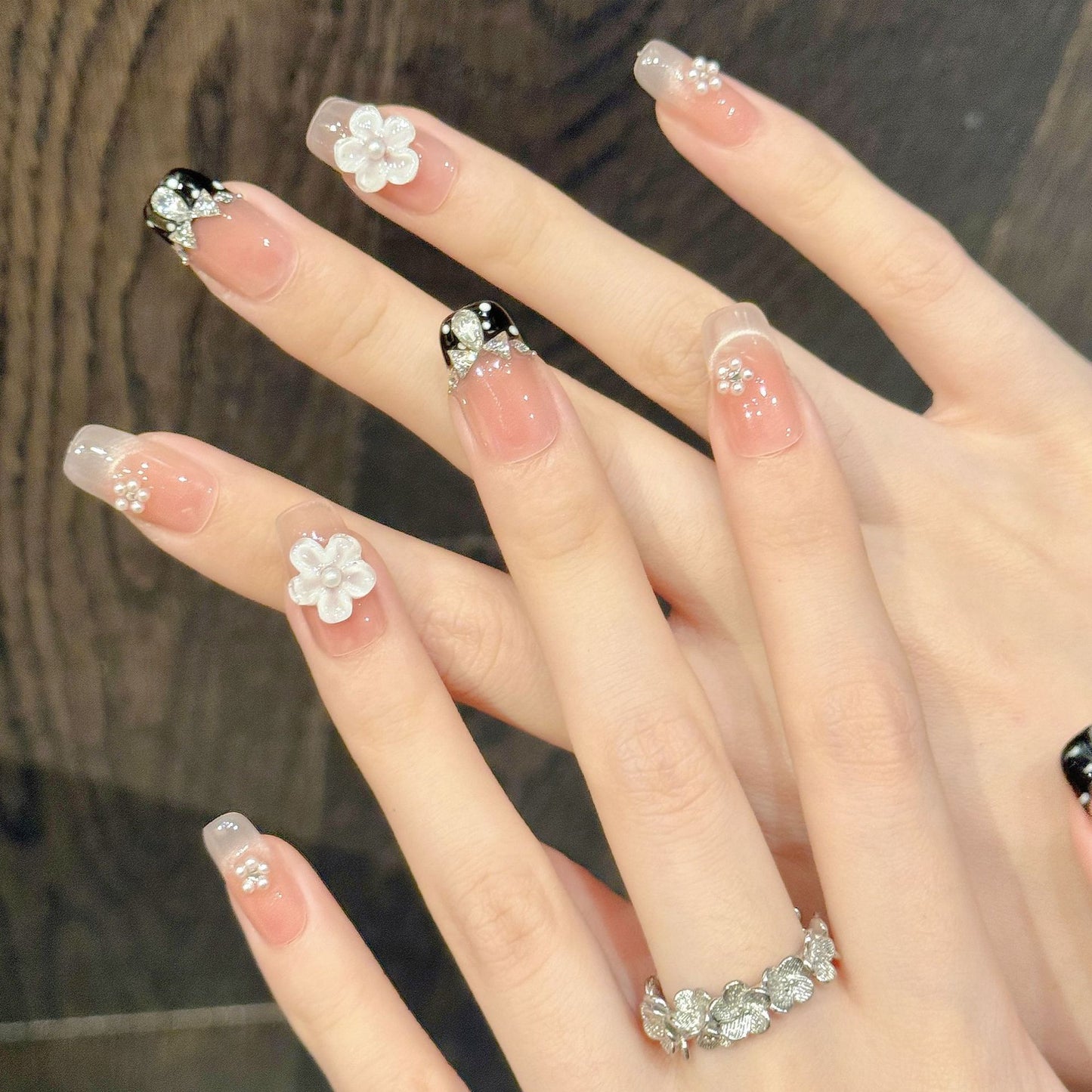 daughter zircon French polka dot cat eye bow girl handmade nails | 365nails