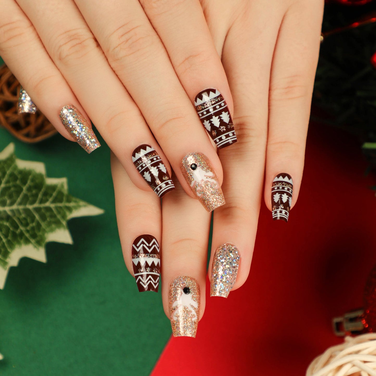 Christmas press on nails snowflake love snowman manicure short almond bow long nail wholesale|365nails