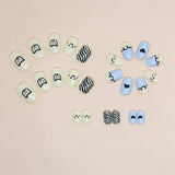 Esquema de cores de rosto sorridente de urso com linhas fofas e simples, manicure fofa para crianças |365nails