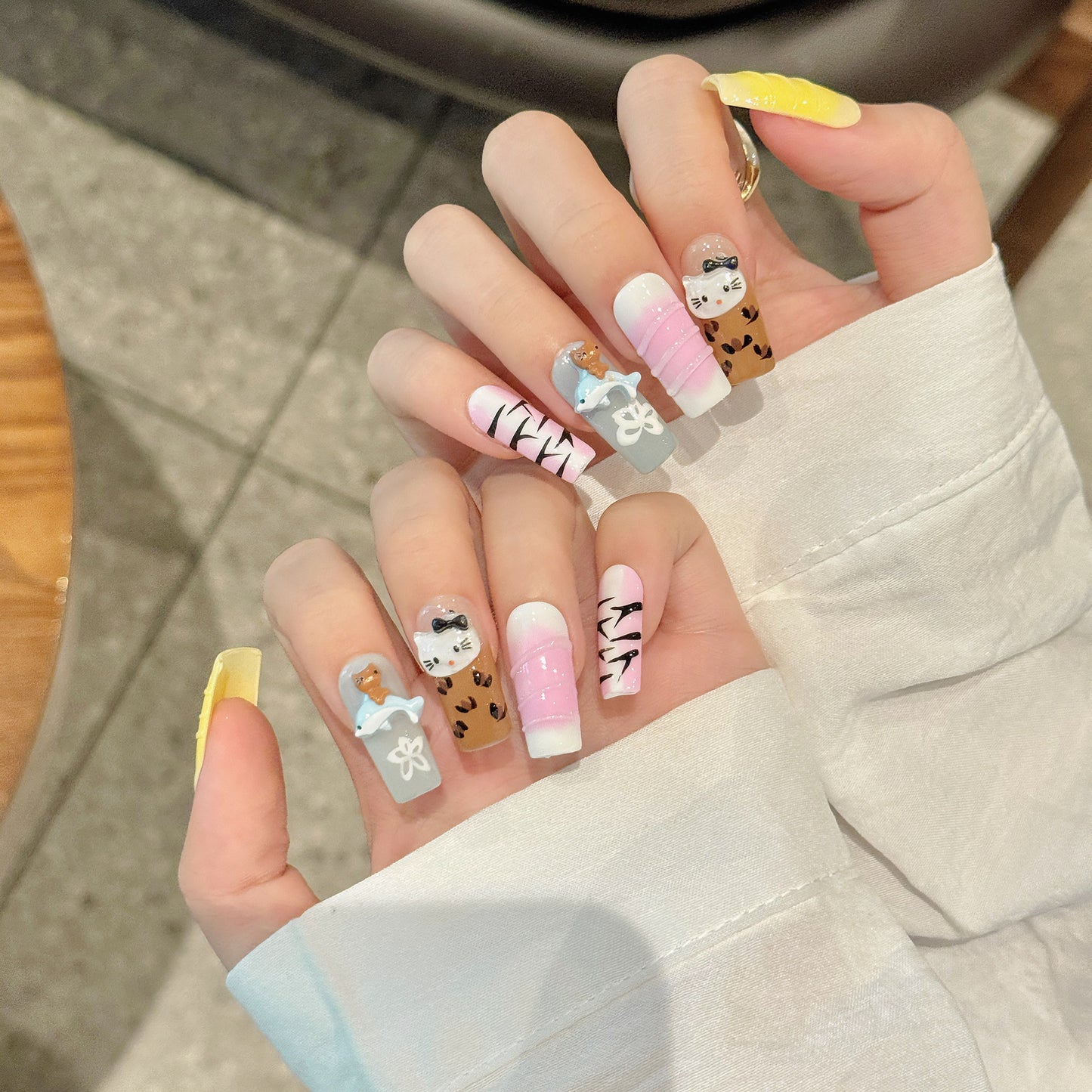 relief kitty cat cartoon cigarette pipe square nails zebra pattern handmade press on nails fake nails batch | 365nails