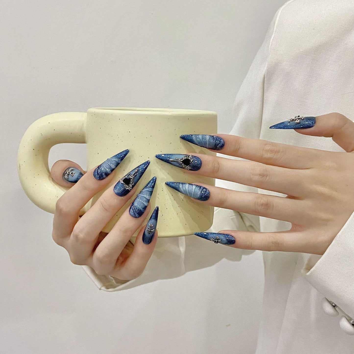 Temperament white blue ocean hot Internet celebrity handmade press on nails wear Spice girl nail art fake nails sticker nail art | 365nails