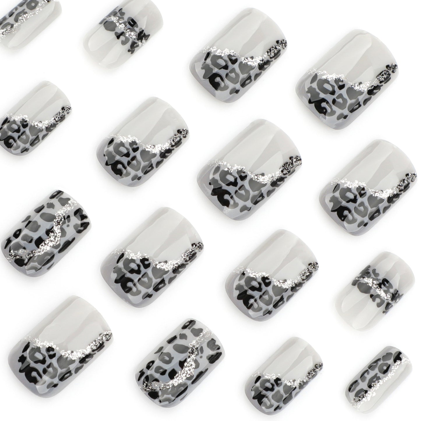 Producto terminado para usar con manicura cuadrada corta y avanzada con estampado de leopardo gris que combina otoño e invierno|365nails