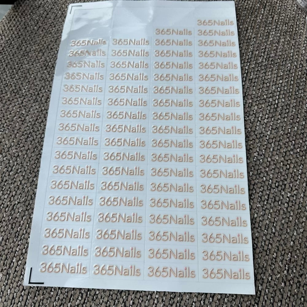 穿戴甲私人品牌包裝客製化 | 貼紙＋現貨塑膠盒 | 紙盒顏色/Logo 客製化