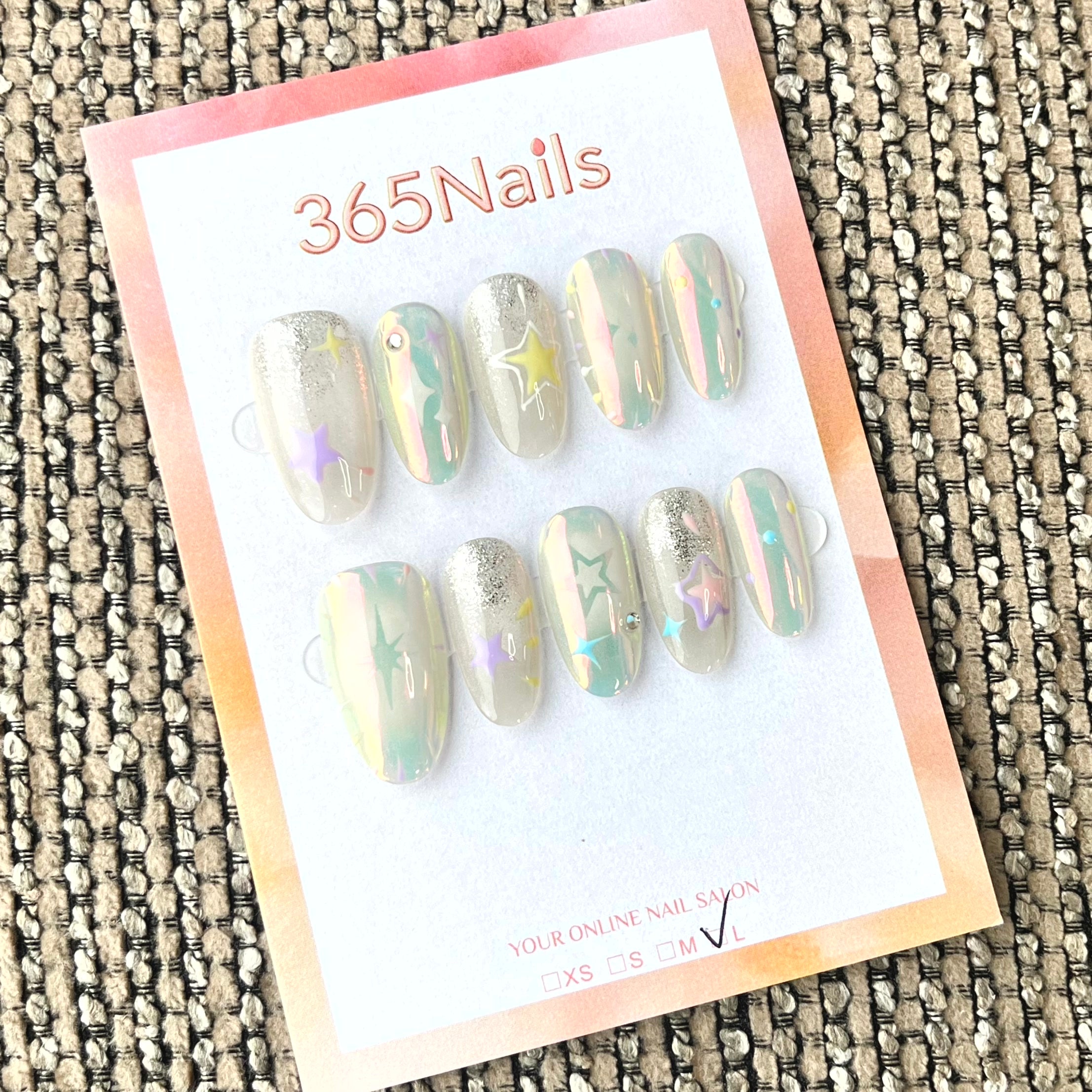 365nails：星光夢境 — 珠光虹彩 3D 星星 手工製 棺材形 穿戴甲
