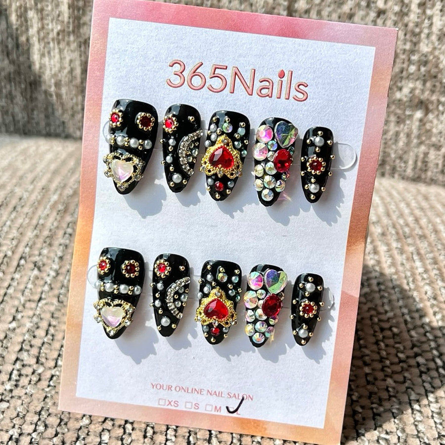 365nails 블랙 레드 하트 — 수제 숏 스틸레토형 프레스온 네일