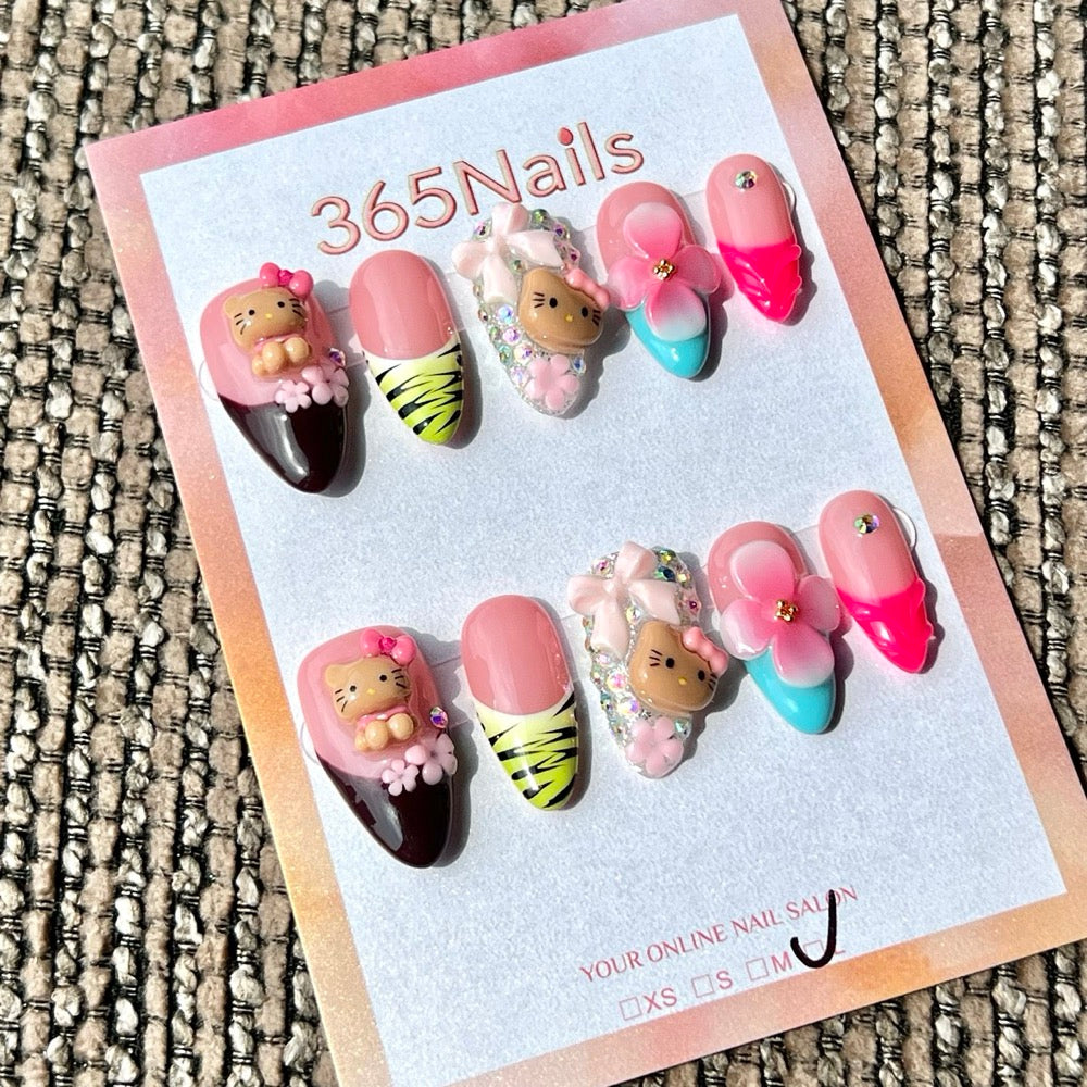 365nails：「Hello Kitty Sakura Party」手工製 3D 凱蒂貓與花朵 中長款 尖形 穿戴甲