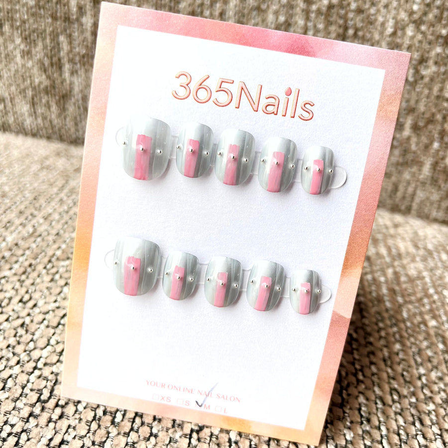 365nails: "Sweet Blush" – Minimalist Stripe Handmade Short Square Nails