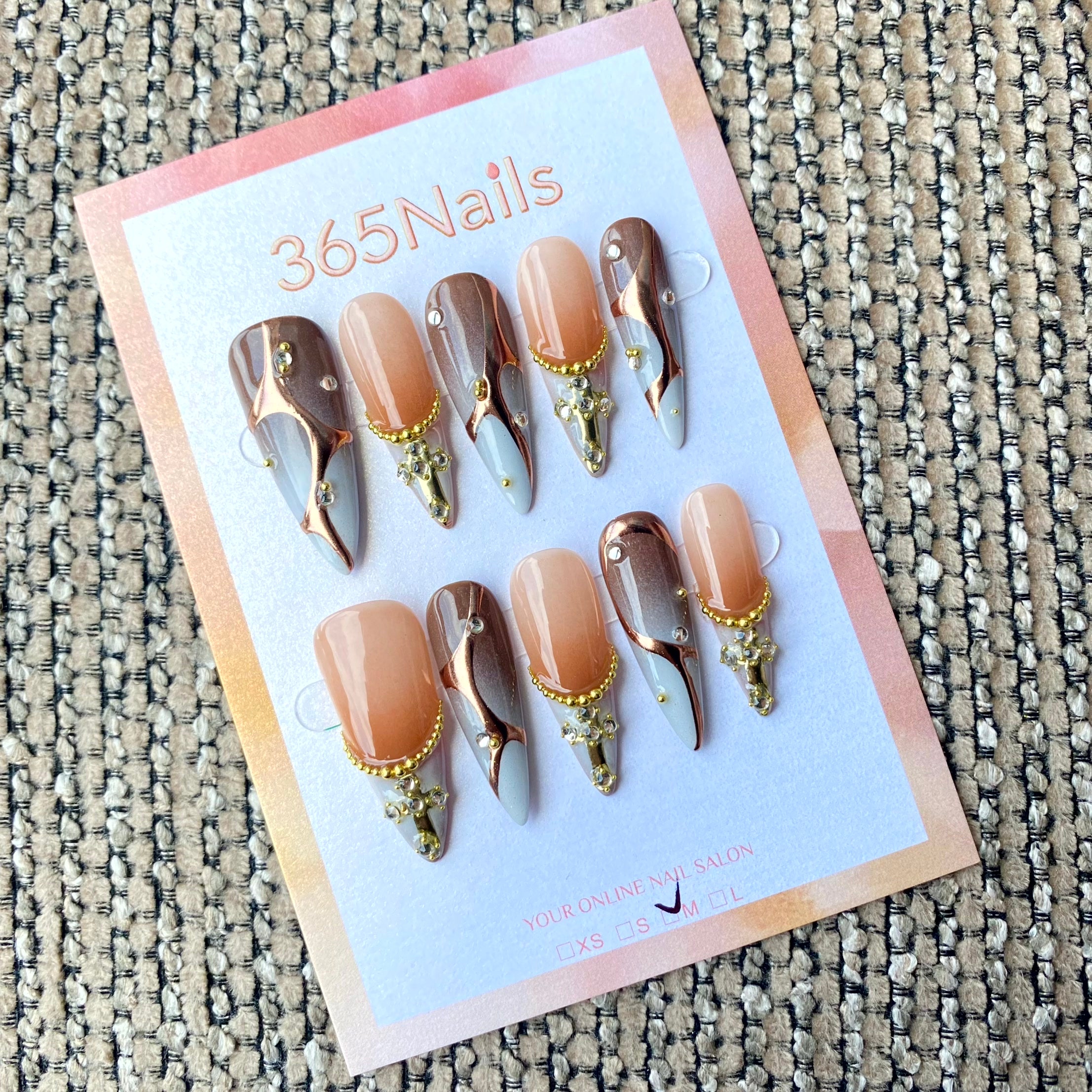 365nails — Perle champagne et strass : ongles press-on fait main