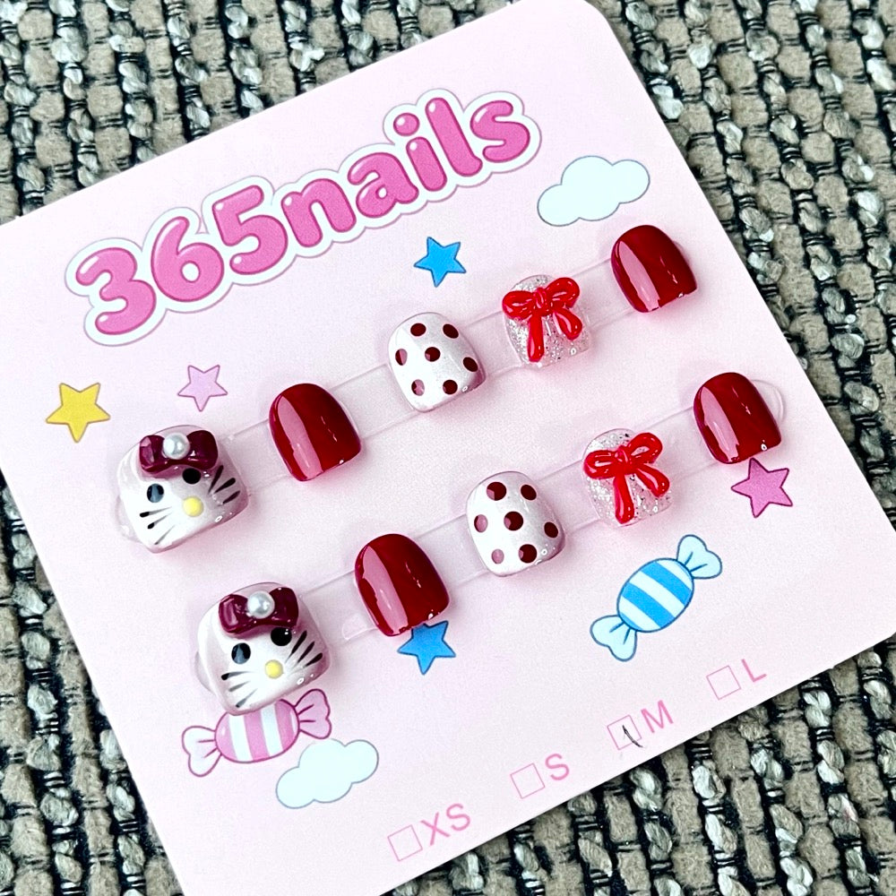 365nails: "Hello Kitty's Red Bow" – 3D Character & Polka Dot Handmade Short Square Nails