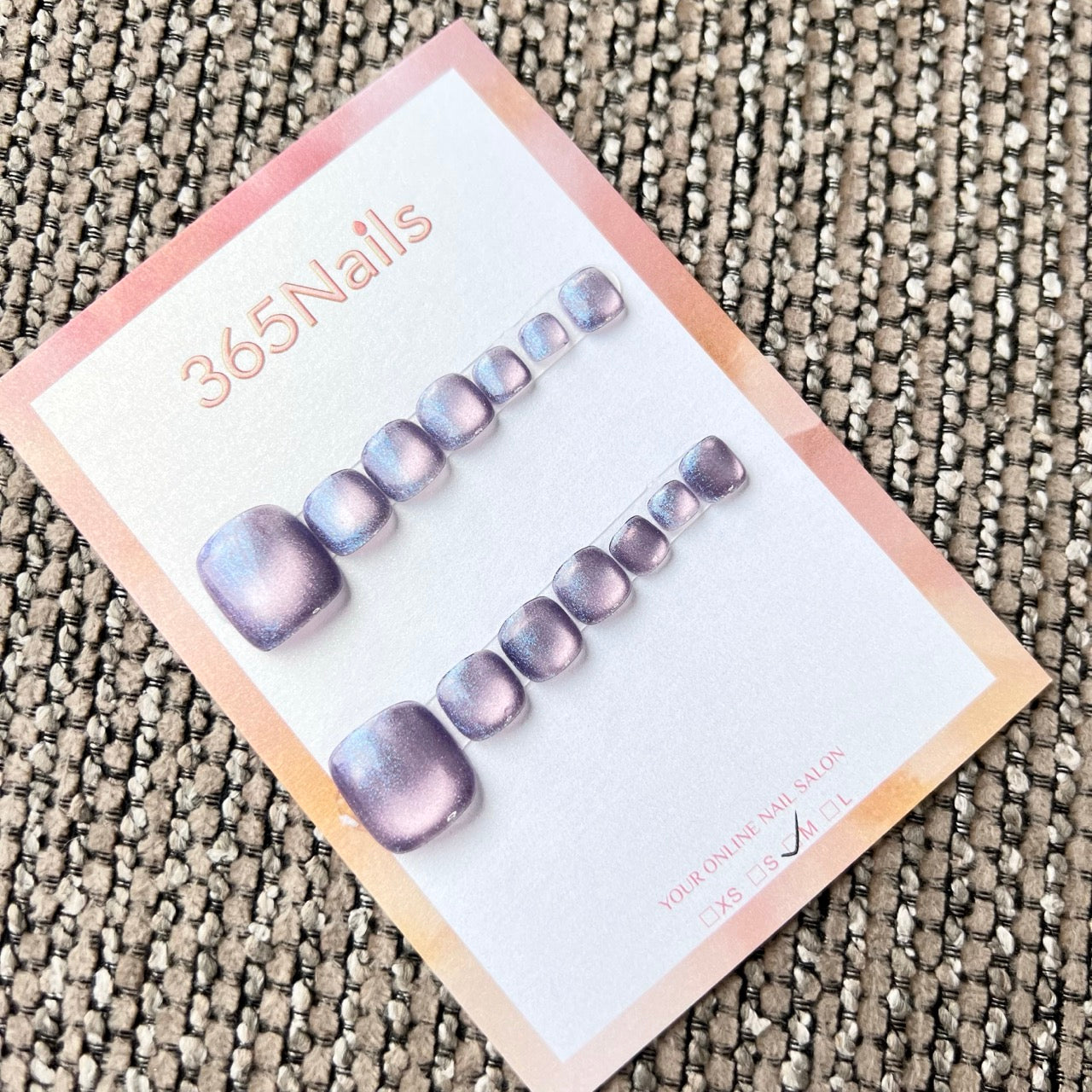 365nails: "olho de gato roxo esfumaçado" – pedicure postiça artesanal