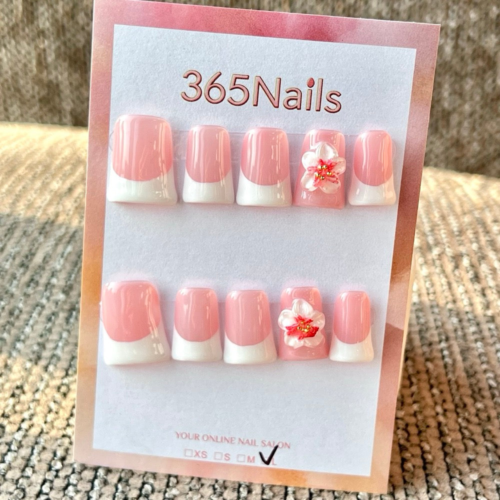 365nails: "Pink White Flower" – Handmade Short Trapezoid Press-On Nails