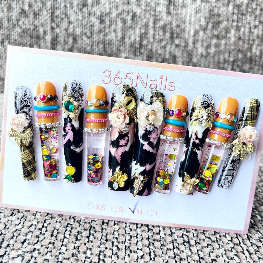 365nails: Drame automnal – ongles forme coffin à carreaux personnage 3D fait main - 5.5cm