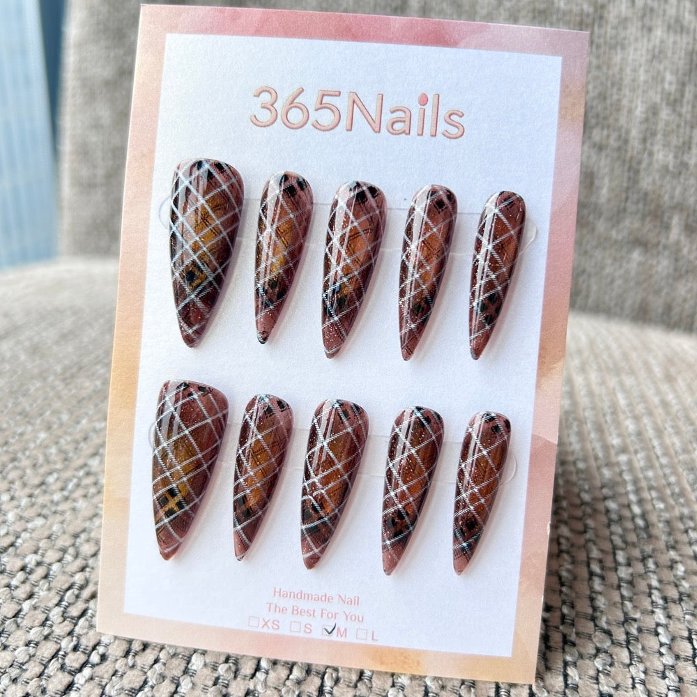 Femme Fatale: "Amber Argyle" – Glossy Brown Tortoiseshell Plaid with White Grid Lines Long Stiletto Nails