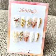 365nails: "Brisa Costeira" – Unhas Postiças Amendoadas Artesanais com Conchas e Estrelas-do-mar em 3D