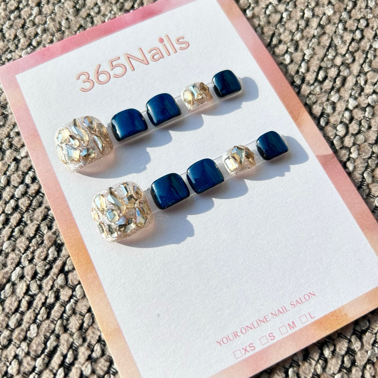 365nails: "crushed silver glass" – handmade press-on pedicure
