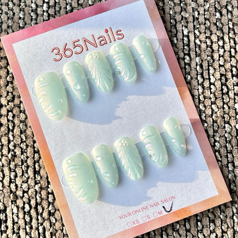 365nails: "Light Blue Water Drop Shell 3D" – Handmade Medium Stiletto Press-On Nails