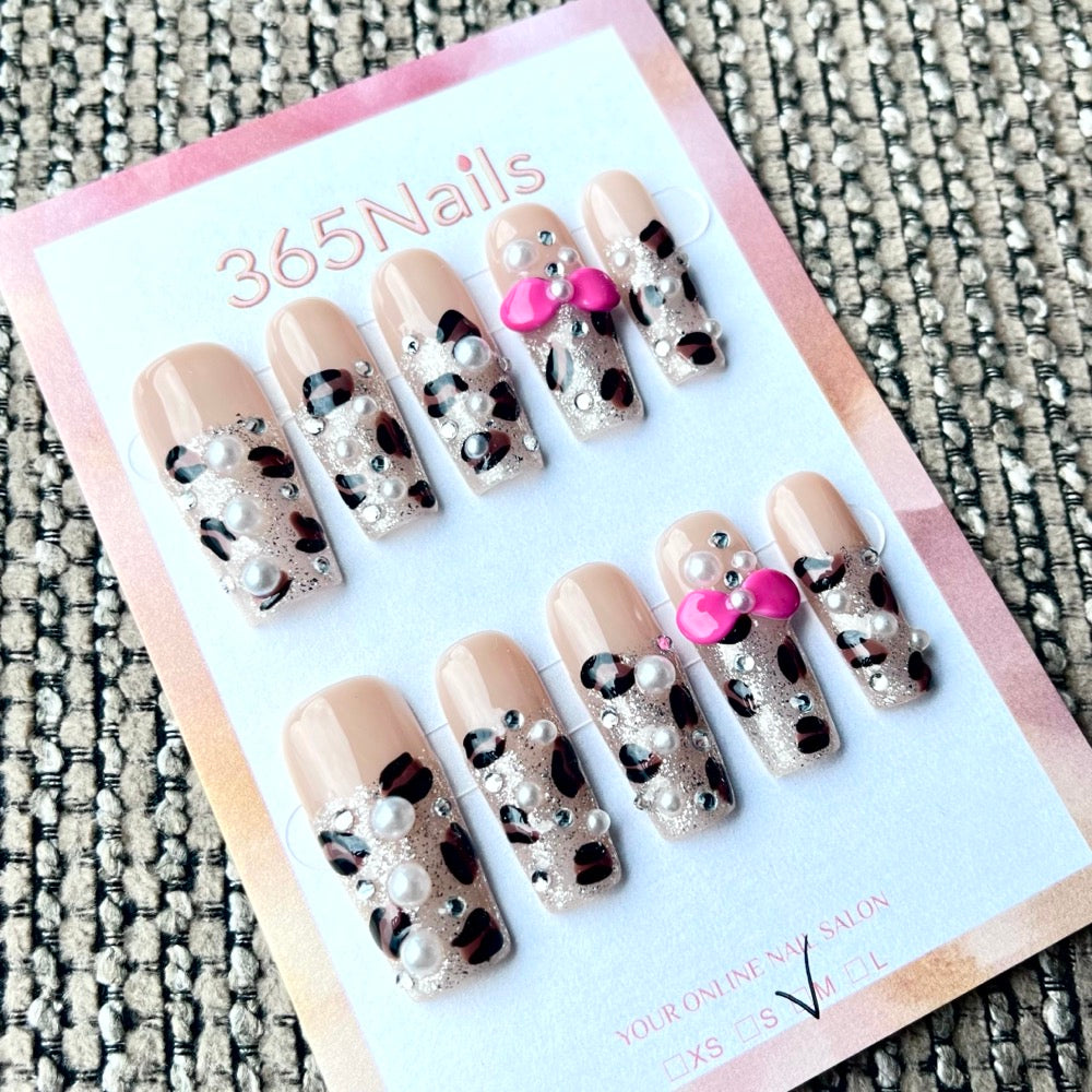 365nails: 와일드 하트 – 3D 리본 & 레오파드 프린트 수제 아몬드형 프레스온 네일