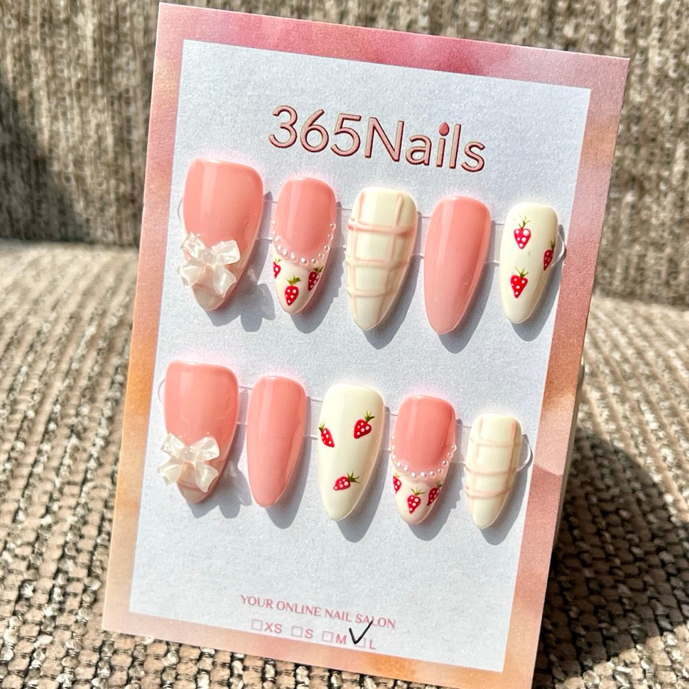 365nails 수제 3D 리본 딸기 체크 미디엄 스틸레토형 프레스온 네일