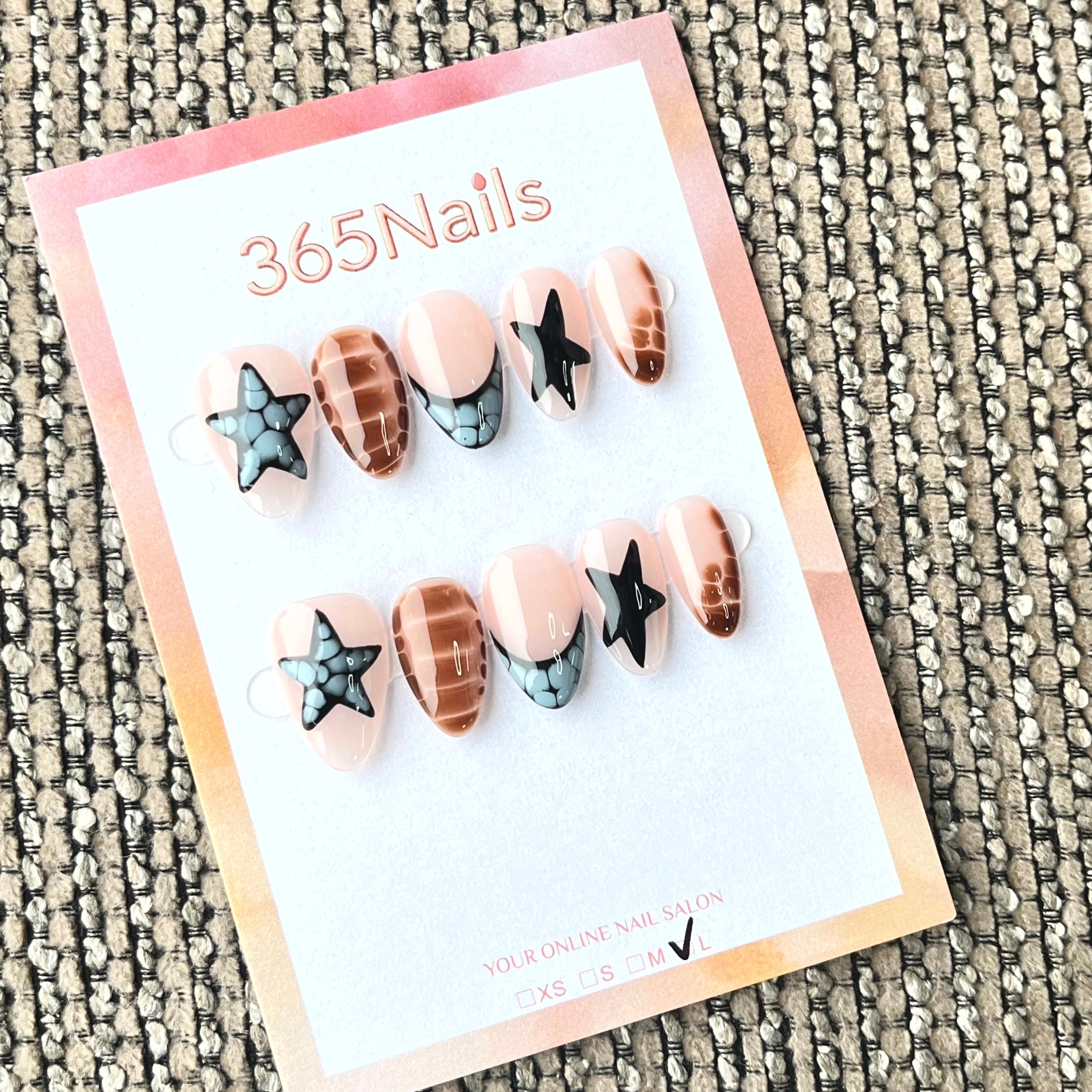 365nails: "Starry Safari" – 3D Star & Animal Print Handmade Short Nails
