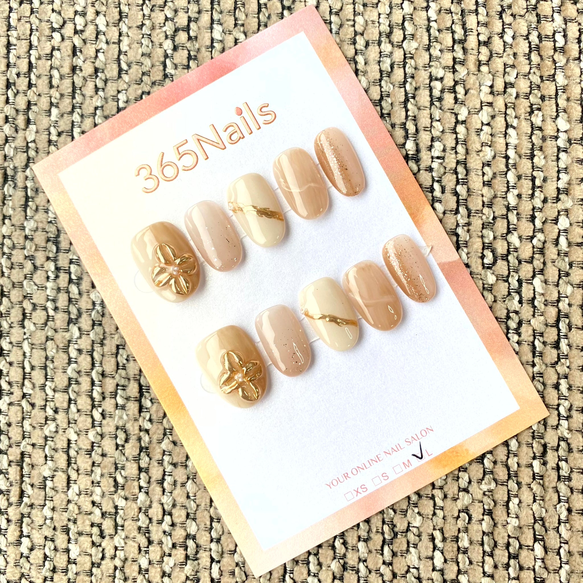 365nails: "Minimalist Gold Slash" – 3D Metallic Accent & Sheer Nude Handmade Oval Nails