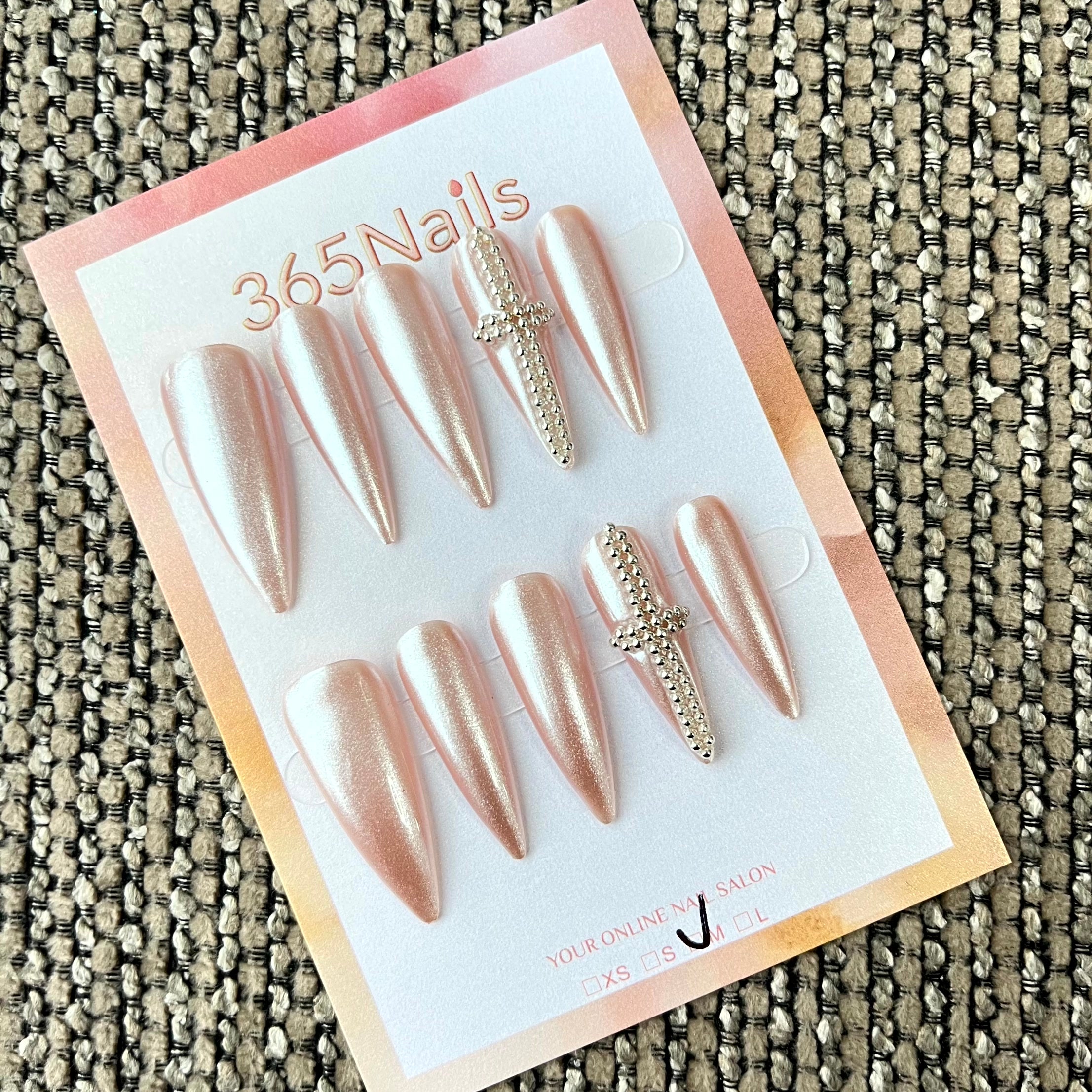 Nude Gothic: "Rhinestone Cross" – Long Stiletto Press-on Nails