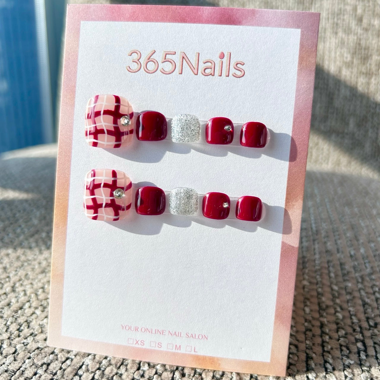365nails: 酒紅格紋亮粉 – 手工製足部穿戴甲