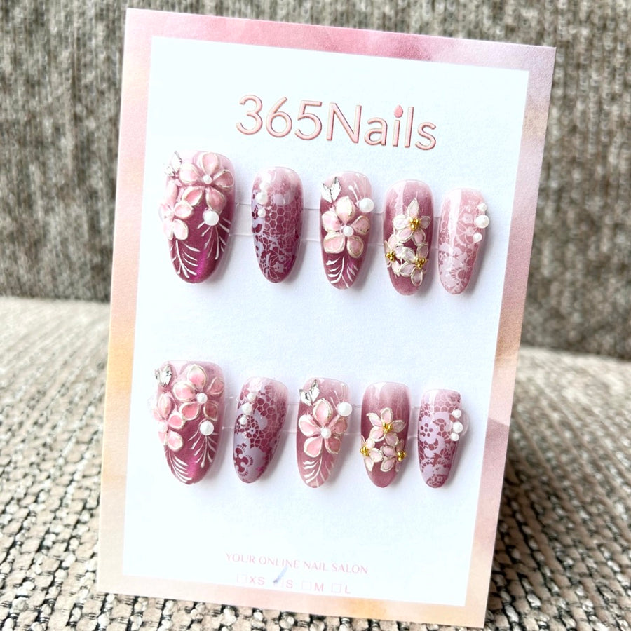 365nails: "Crimson Bloom" – 3D 플로럴 수제 미디엄 아몬드형 네일