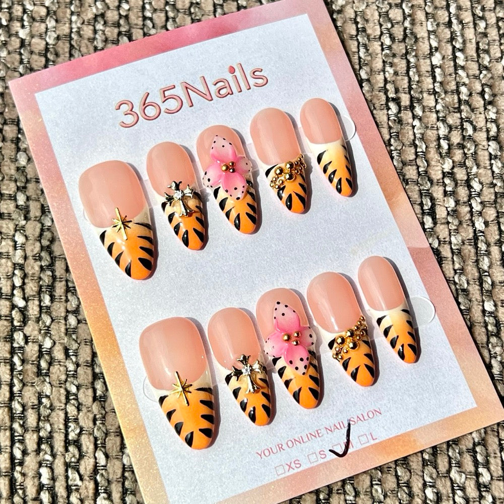 365nails 타이거 프린트 벚꽃 크로스 수제 미디엄 스틸레토형 프레스온 네일