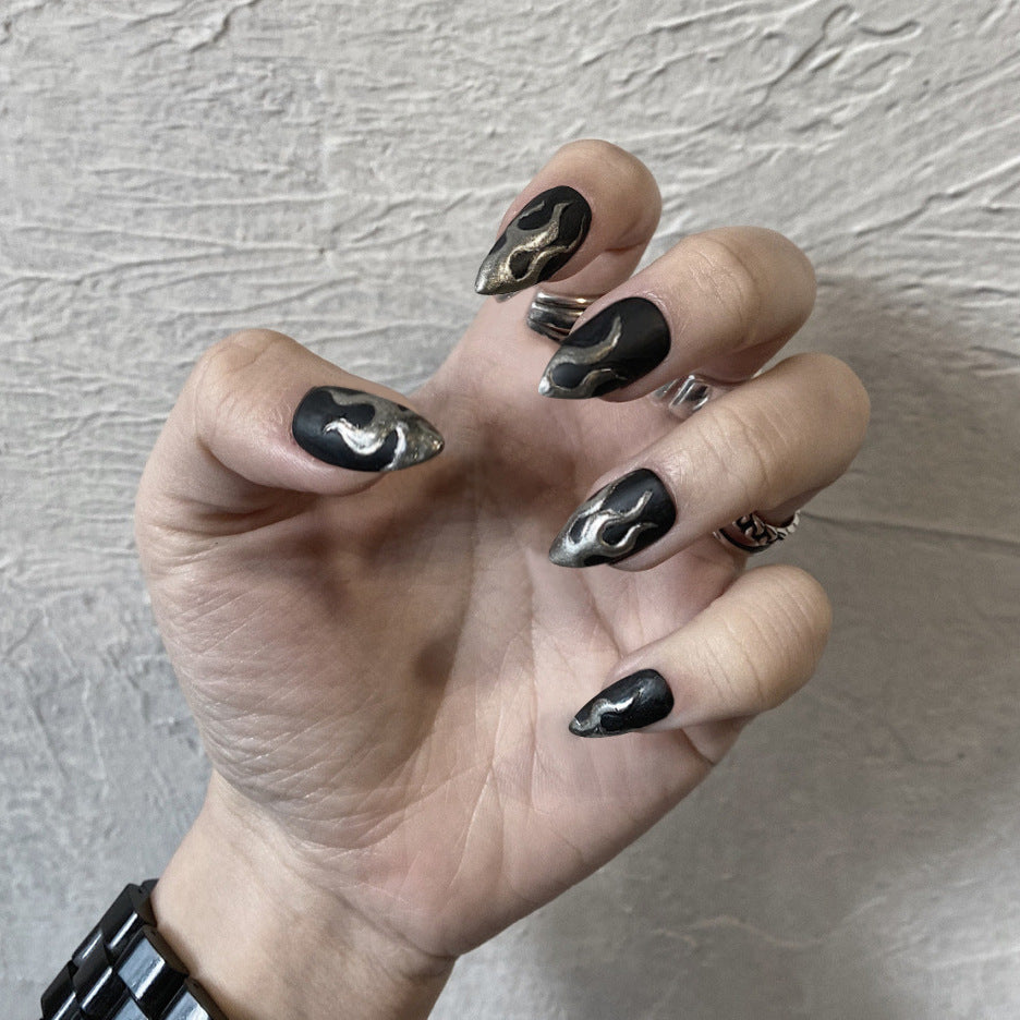 Parche de uñas con diseño de llama oscura y viento punk, parche para uñas, uñas postizas terminadas, parche para uñas extraíble e impermeable | 365nails