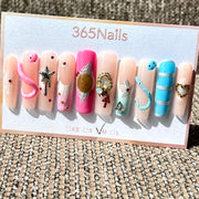 365nails：「天際奇想」— 3D 蛇與星星手工製中長款杏仁形穿戴甲
