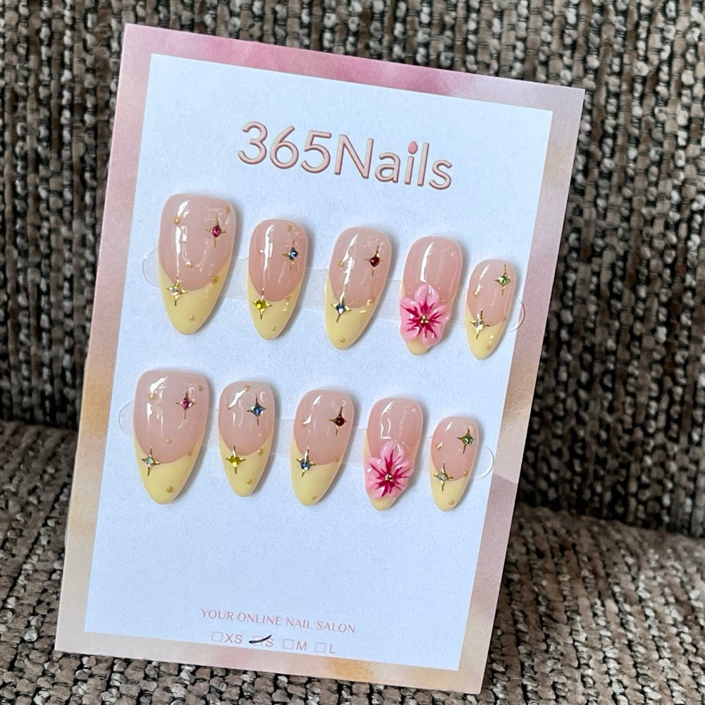 Lemon Star Bloom - Yellow 3D Floral Press-On Nails