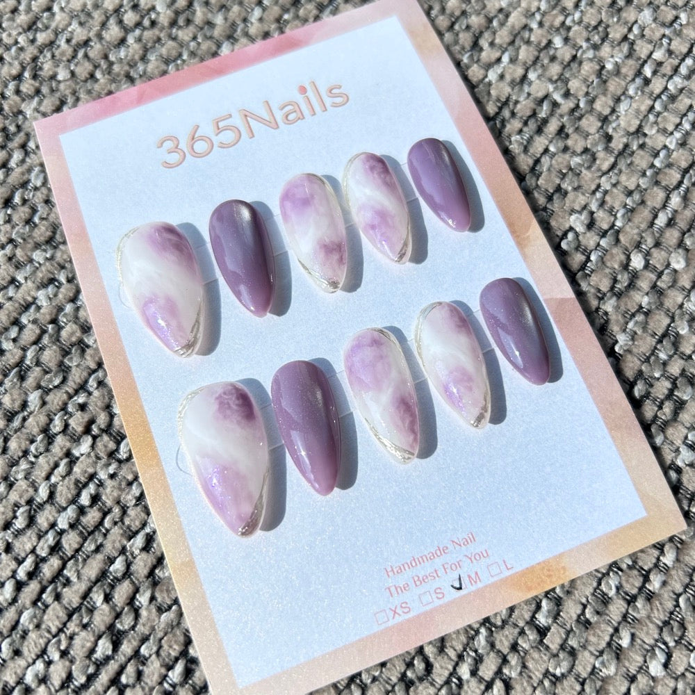 "Misty Lilac Dreams" – Smokey Purple Cat Eye & Milky Marble with Silver Chrome Rim Almond Nails