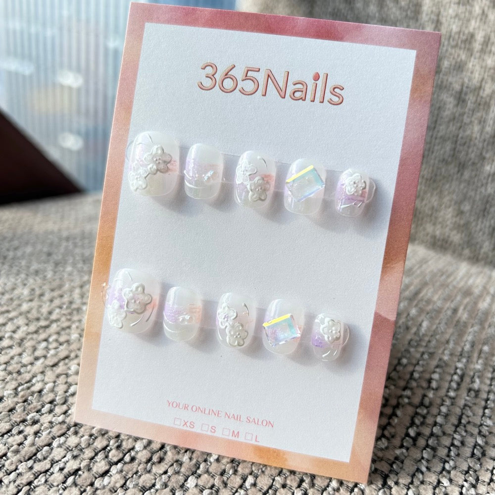 Sweet & Dopamine: "Aurora Ice Flower" – Milky White Jelly, 3D Embossed Floral & Holographic Crystal Short Nails