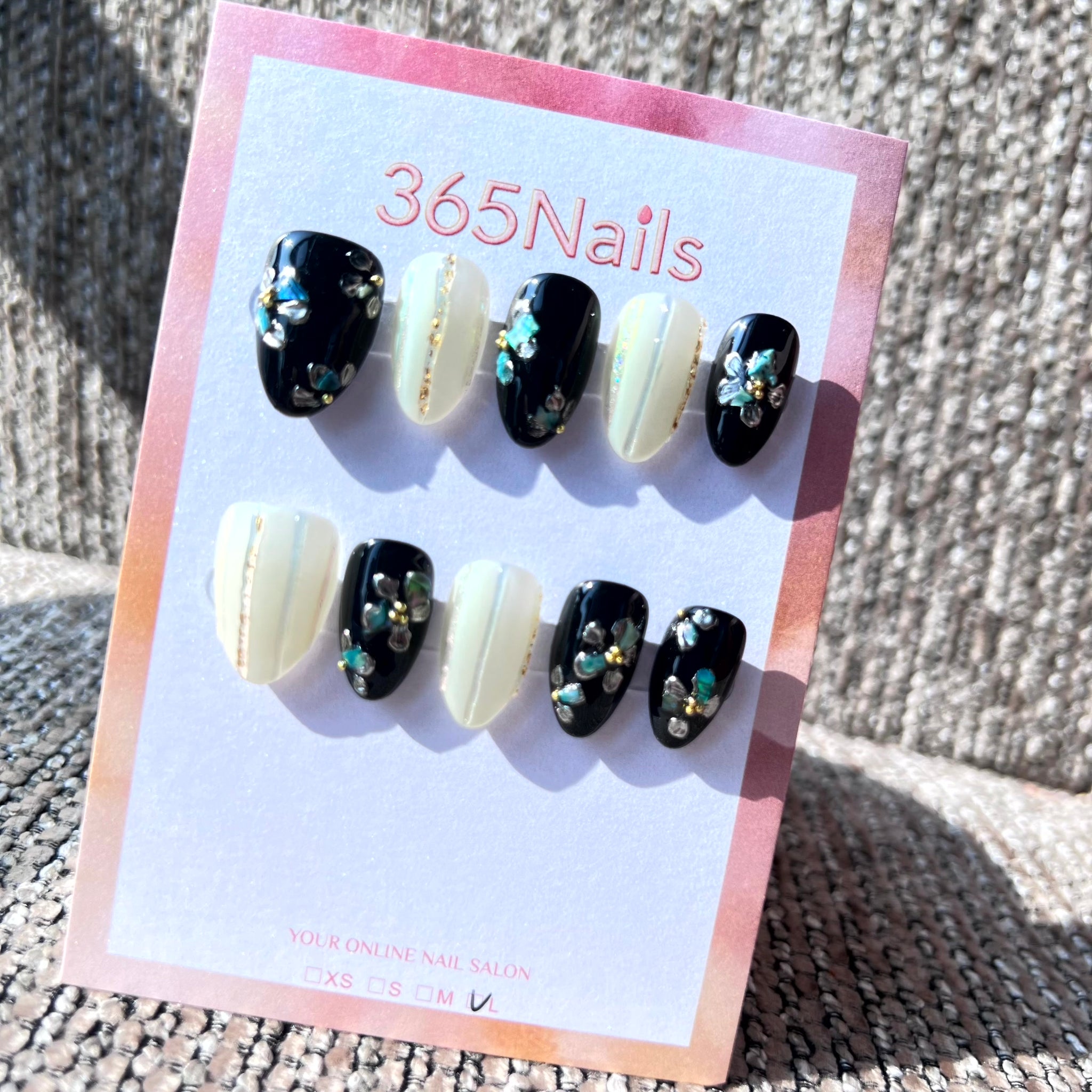 365nails: "Noir Gothic Rose" – 3D Molten Gold & Negative Space Handmade Coffin Nails