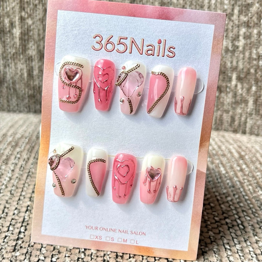 365nails: 핑크·화이트 하트 드립 라인스톤 수제 미디엄 코핀형 프레스온 네일
