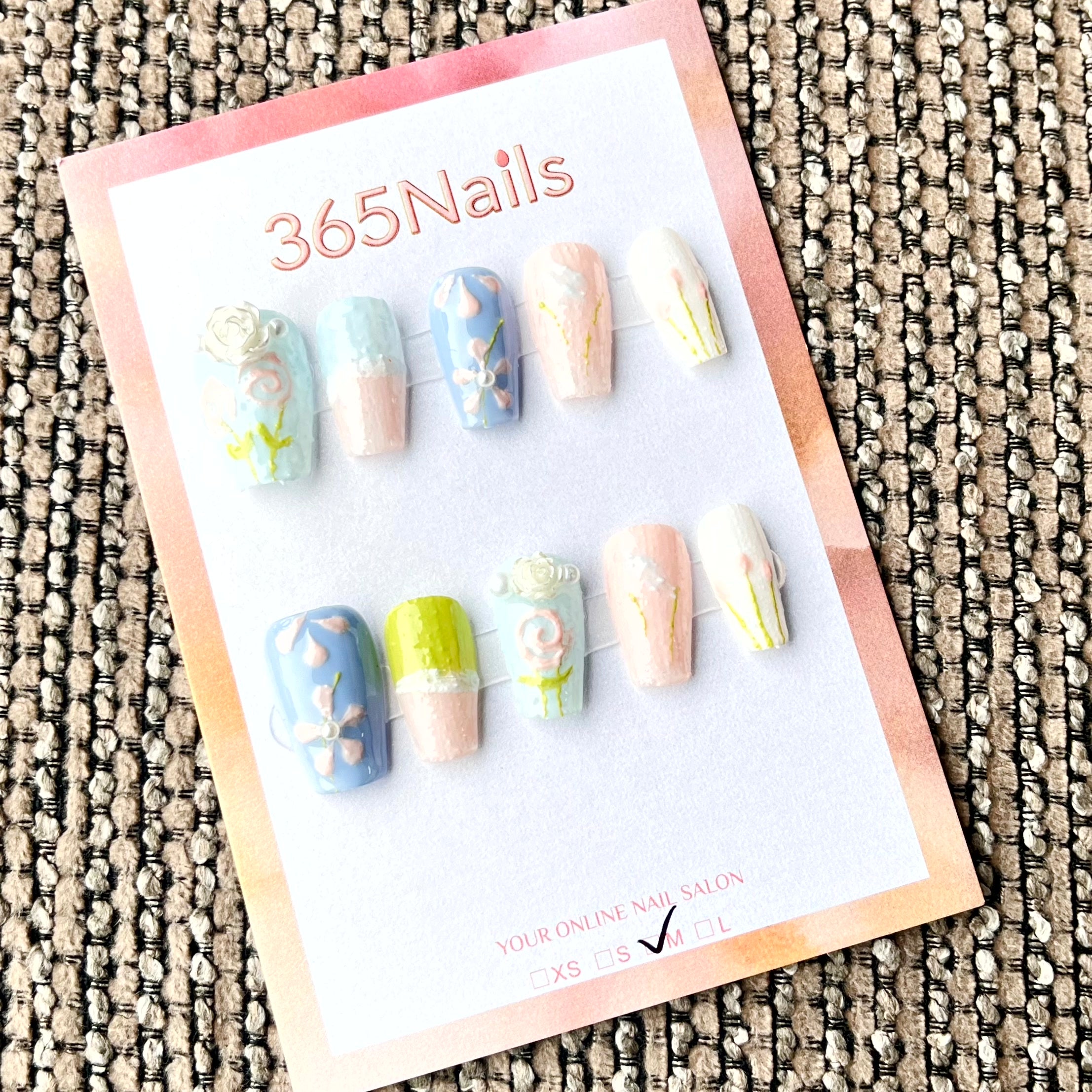 365nails: "花園派對" – 手繪手工製短款方形穿戴甲